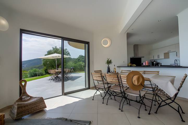 Villa « Les Hauts de Figha » avec vue mer, Wi-Fi et climatisation in Conca, Arrondissement de Sartène