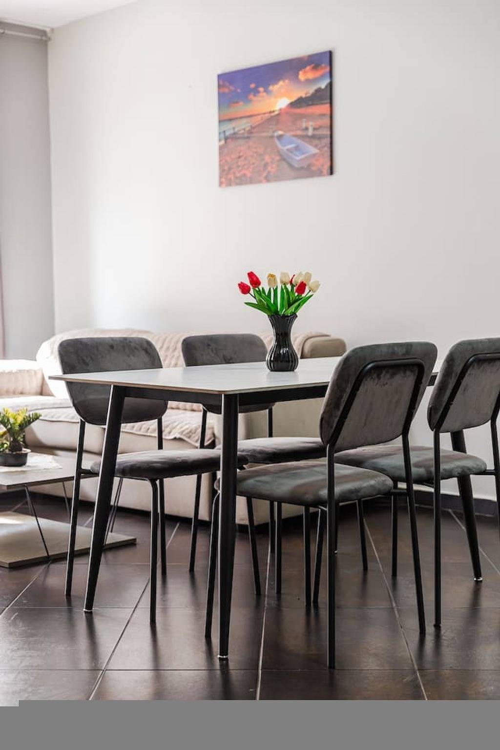 Geheel appartement, Sunset Apartment | 1Br Escape in Durrës (stad), Albanië