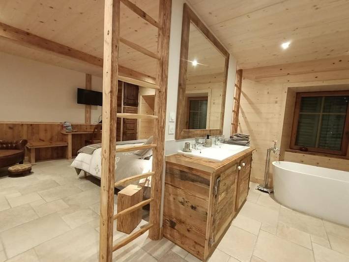 Apartamento de vacaciones para 4 personas, con terraza además de sauna y vistas - 1