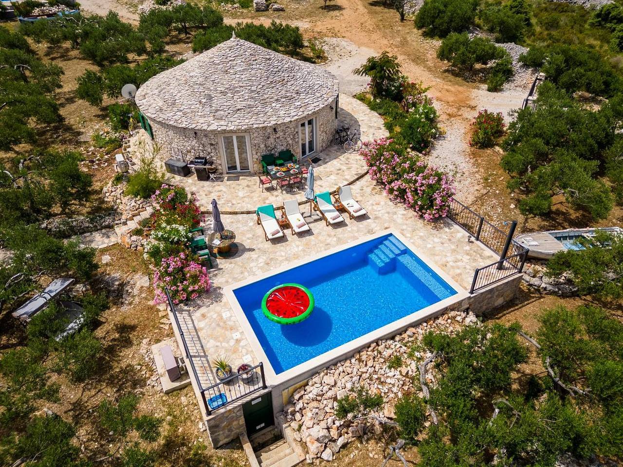 2-Zimmer-Haus mit Terrasse und Meerblick Mirca, Brac K-23797 in Sutivan, Brac