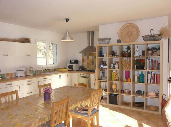 Location de vacances pour 4 personnes, avec jardin et terrasse à Plan-d'Aups-Sainte-Baume - 4