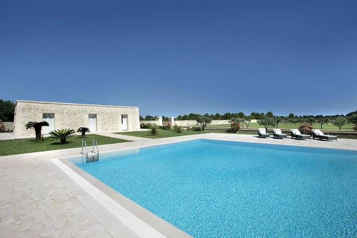 Maison de vacances pour 4 personnes, avec jardin ainsi que piscine et jacuzzi à Torre Saracena