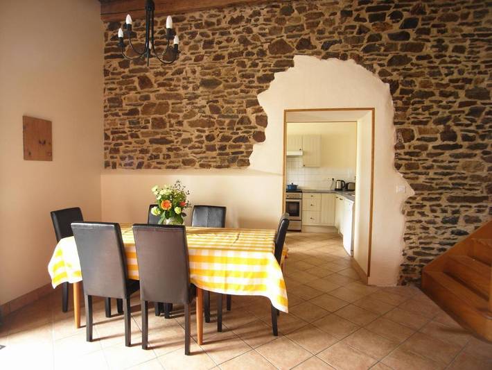 Location de vacances pour 2 personnes, avec piscine et jardin à Les Champs-Géraux - 2