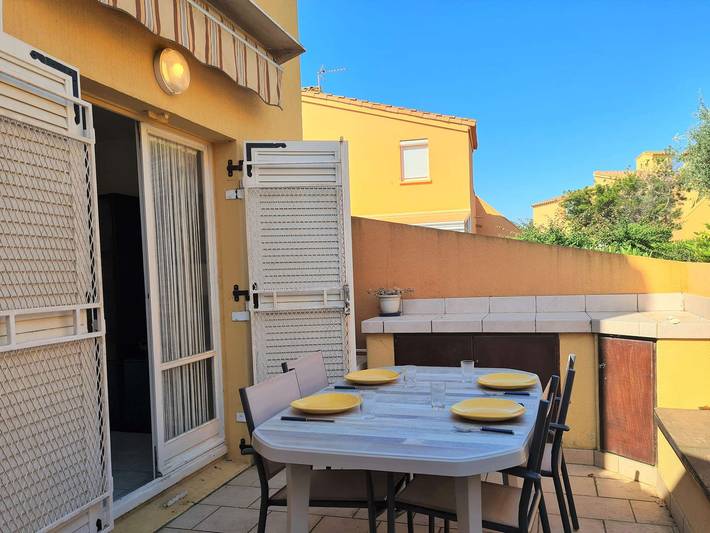 Gîte pour 4 personnes, avec terrasse à Agde - 2