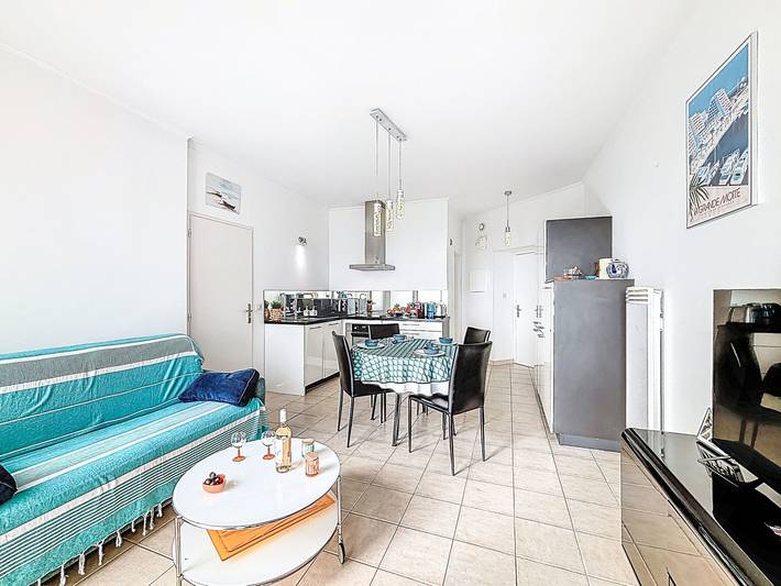 Gîte pour 4 personnes, avec balcon dans Plage du Point-Zéro - 2