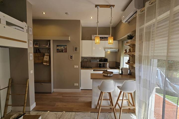 Gîte pour 3 personnes, avec terrasse dans Port du Mourre-Rouge - 2