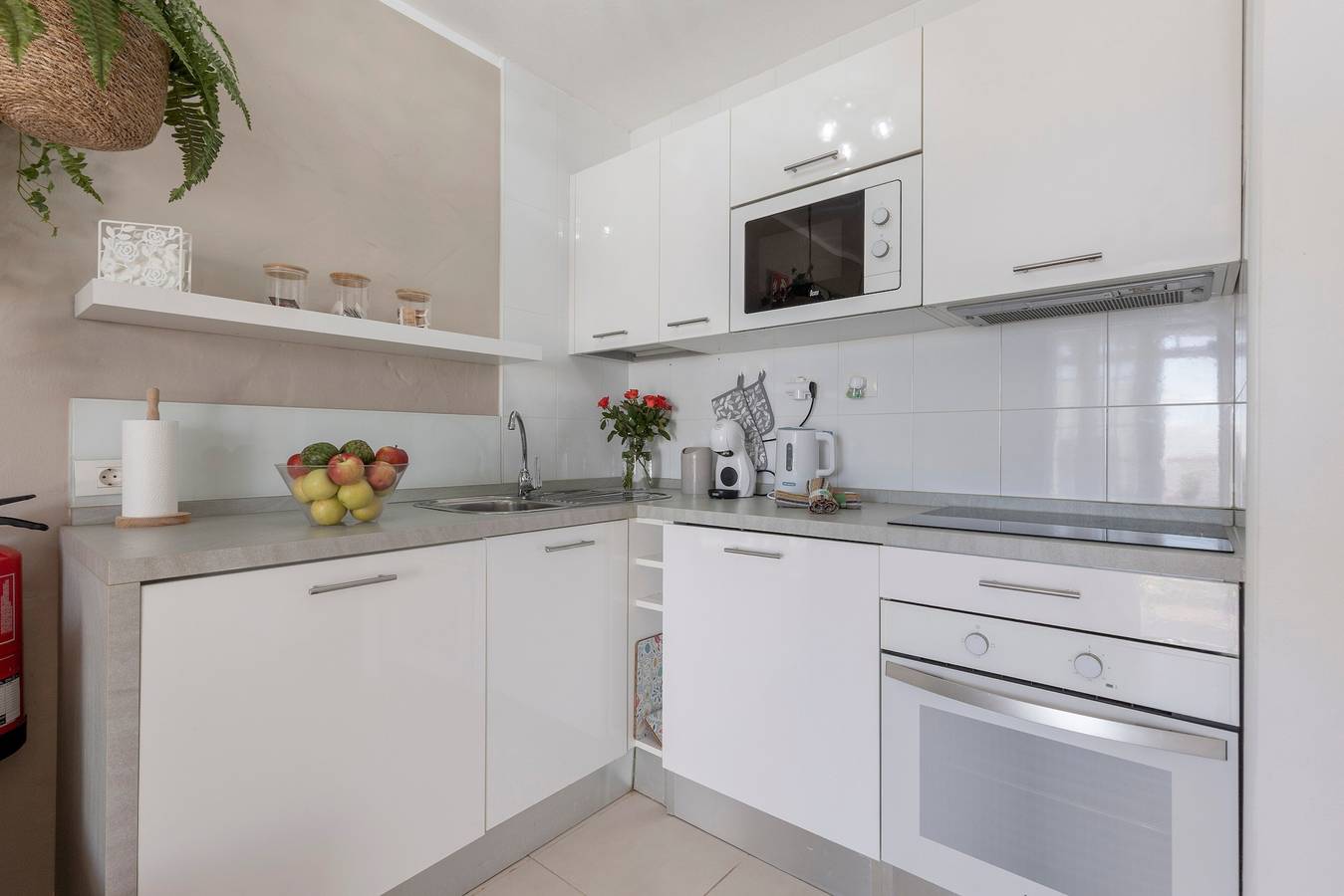 Vakantiehuis 'Oasis' met gedeeld zwembad, privéterras en wifi, foto 8