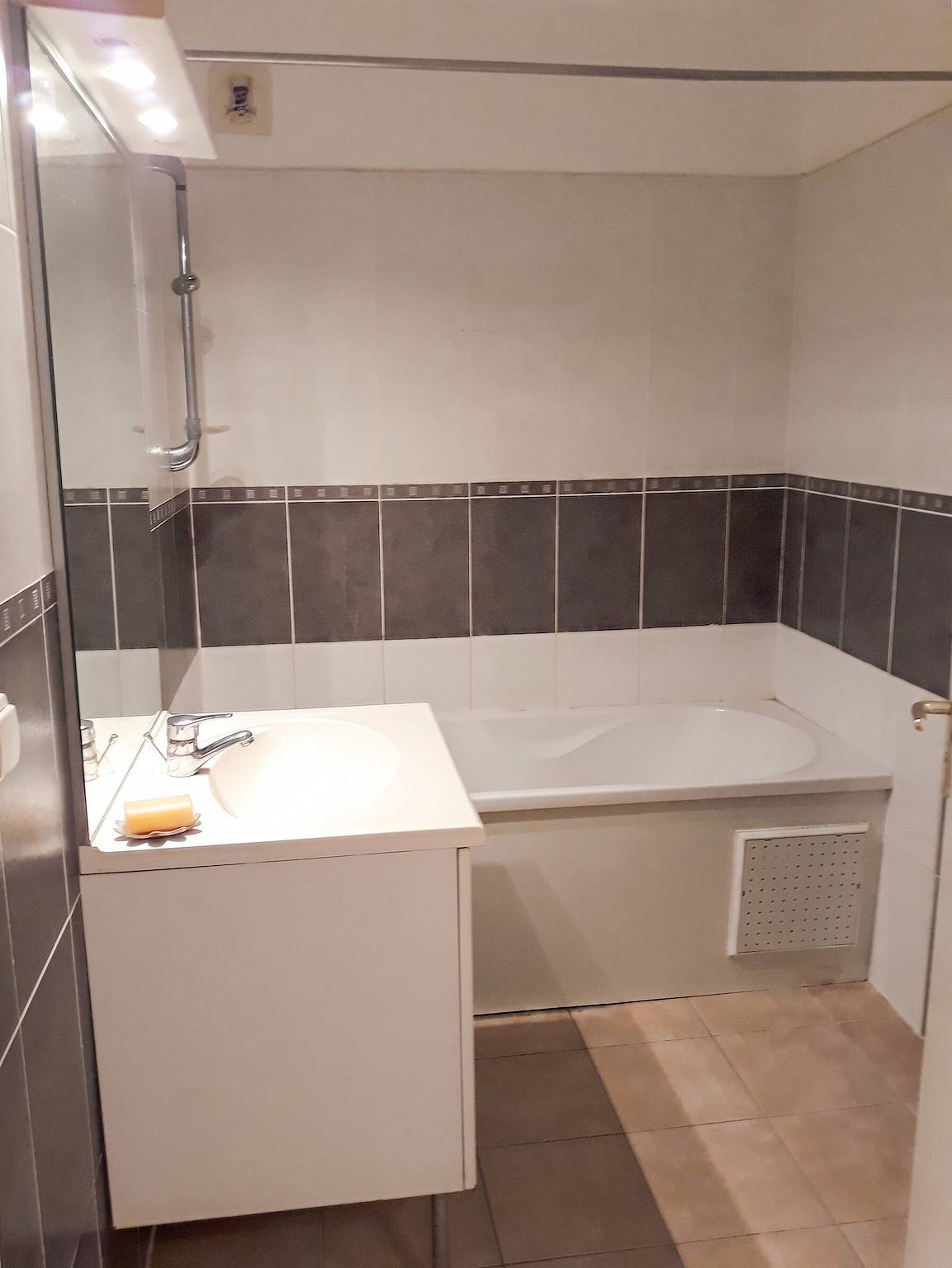 Appartement entier, Appartement lumineux aux Abymes, 56 m², terrasse et parking in Les Abymes, Guadeloupe