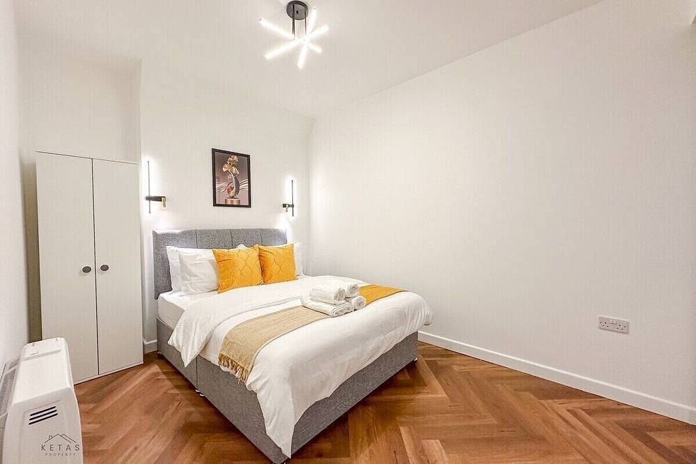 Entire apartment, Modern 2 Bedroom Flat in Luton Town Centre in Luton, Chiltern Hills