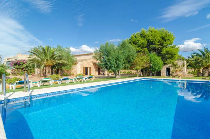 Villa für 10 Personen, mit Pool und Garten in Es Trenc