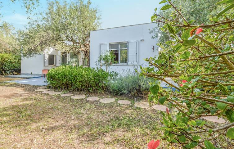 Casa vacanza per 3 persone, con Terrazza e Giardino a Cinisi