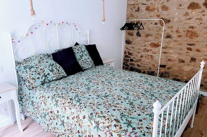 Ty ker Iliz - beaches and small shops within walking distance! in Trélévern, Costa de granito rosa