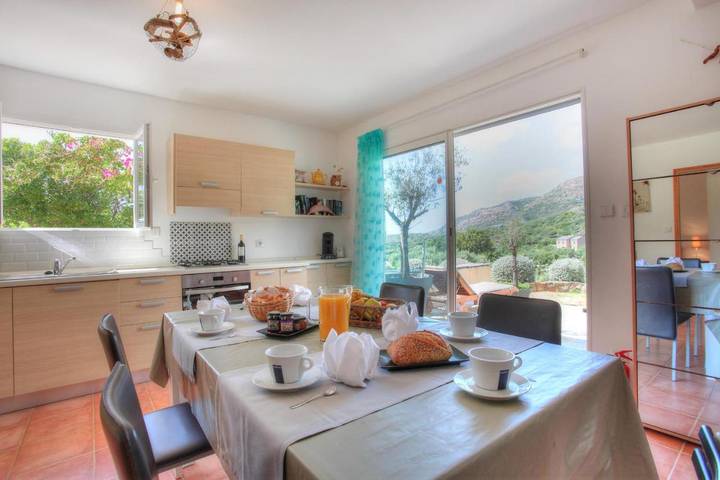 Appartement de vacances pour 5 personnes, avec jardin et vue