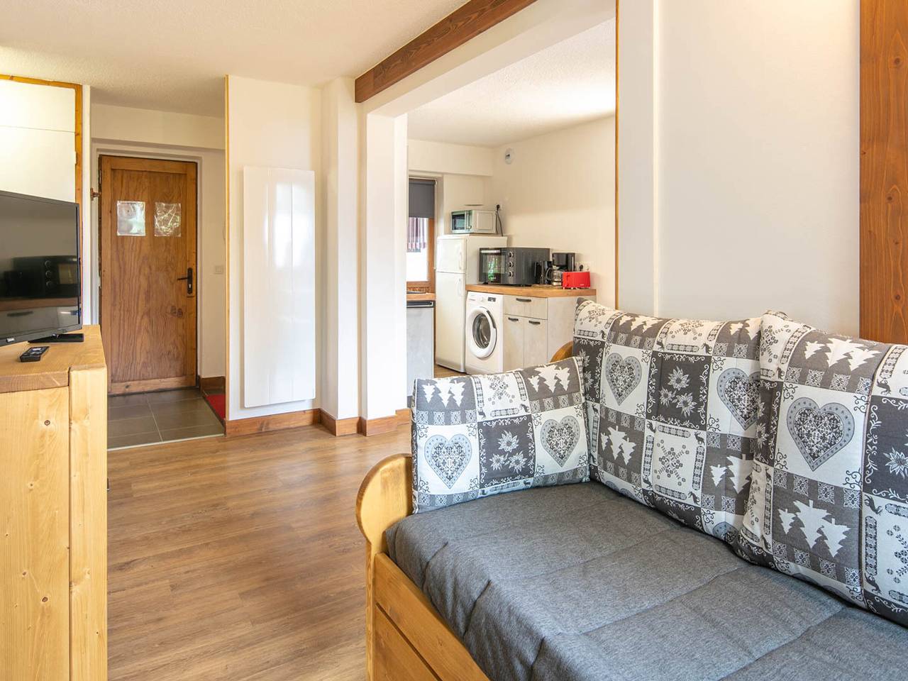 Apartamento entero, Bonito apartamento renovado · Balcón · Cerca de pistas y comercios · Guardaesquíes in Bellentre, La Plagne-Tarentaise