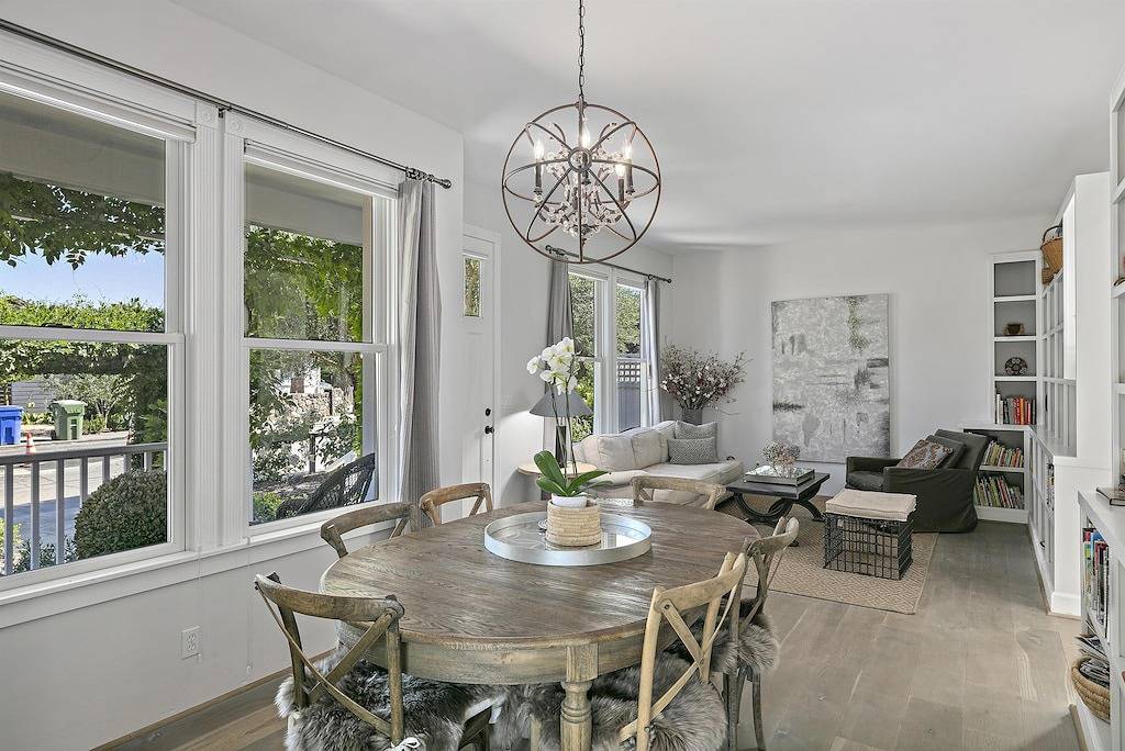 1 Block zur Innenstadt von St. Helena Main Street Restaurants / Geschäfte / Fitnessstudio / Pool in Napa Valley