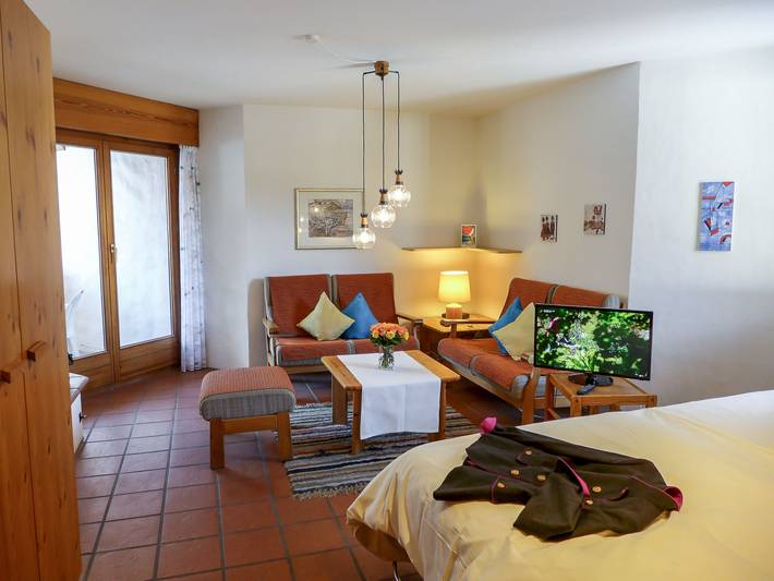 Ferienwohnung für 3 Personen, mit Balkon und Garten sowie Ausblick in St. Moritz - 2
