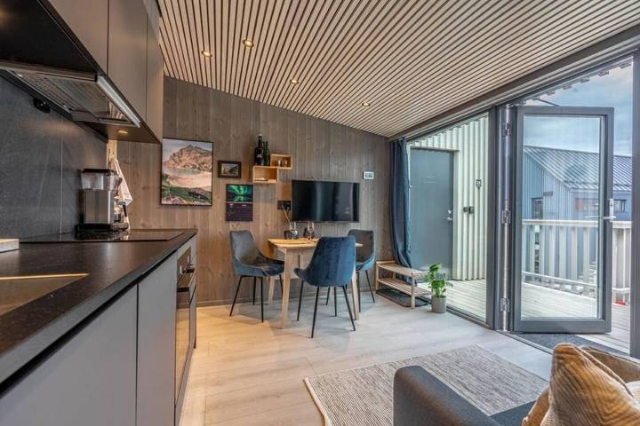 Gîte pour 4 personnes, avec vue et balcon, animaux acceptés dans Henningsvær - 3