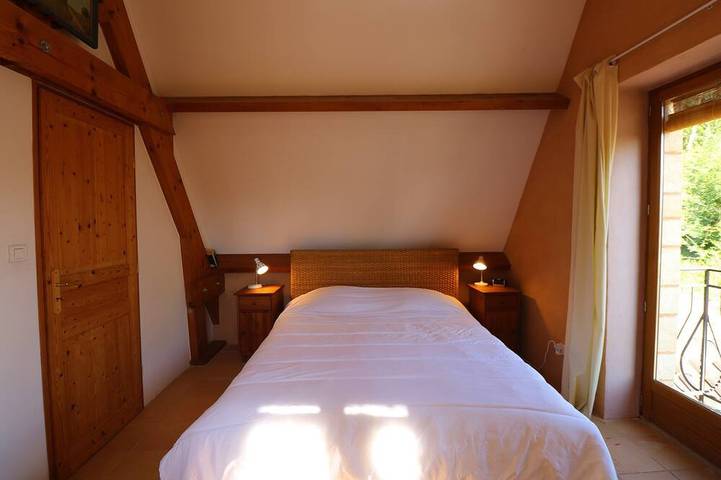 Location de vacances pour 4 personnes, avec jardin et terrasse à Marnac - 2
