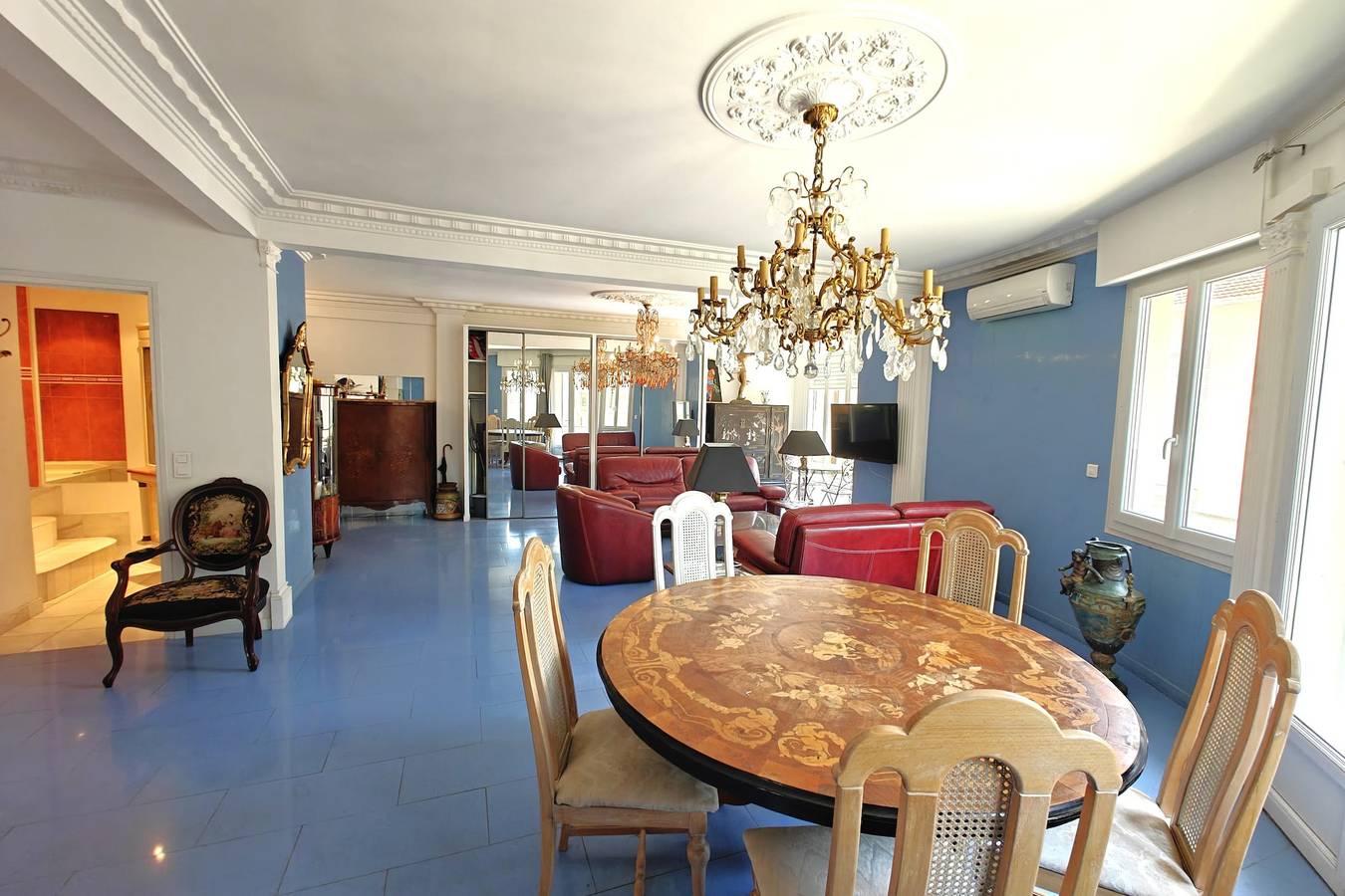 Appartement de vacances entier, Cannes, à seulement 70 mètres de la Croisette et ses plages, loft climatisé in Cannes, Côte méditerranéenne (France)