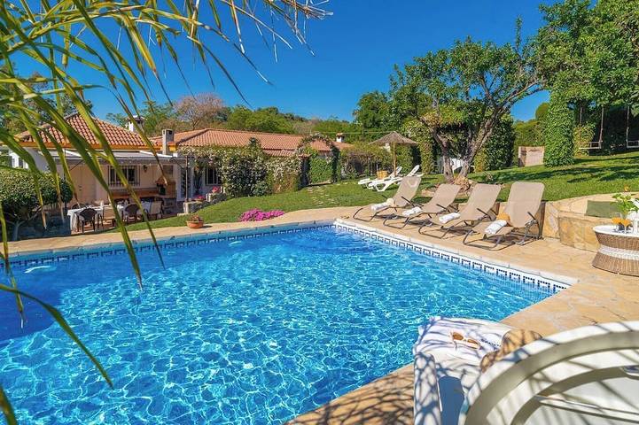 Villa pour 11 personnes, avec jardin - 1