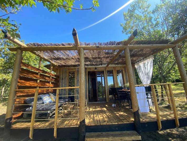 Gîte pour 4 personnes, avec vue ainsi que terrasse et jardin à Chauvé - 2