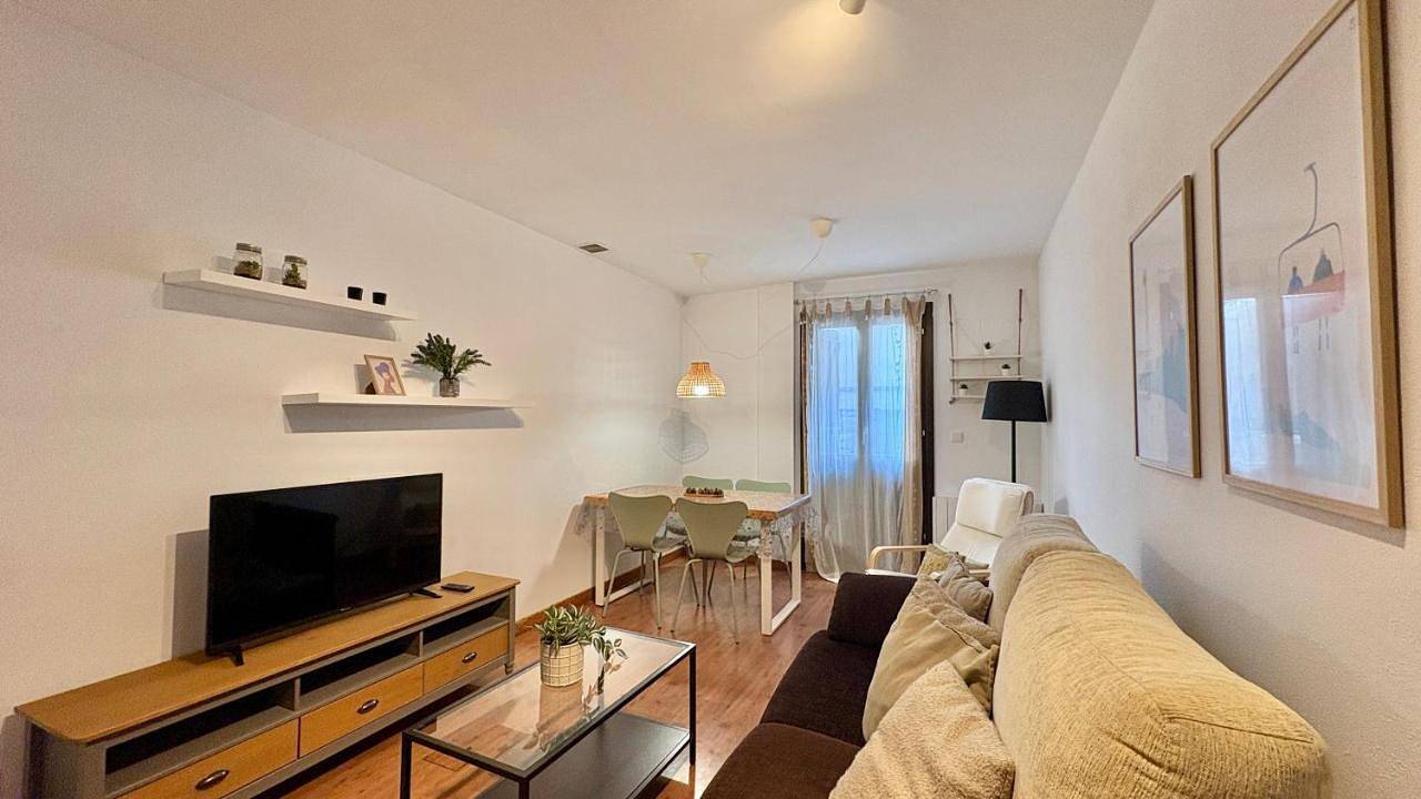 Apartamento entero, Apartment in Villanúa, Pirineo Aragonés