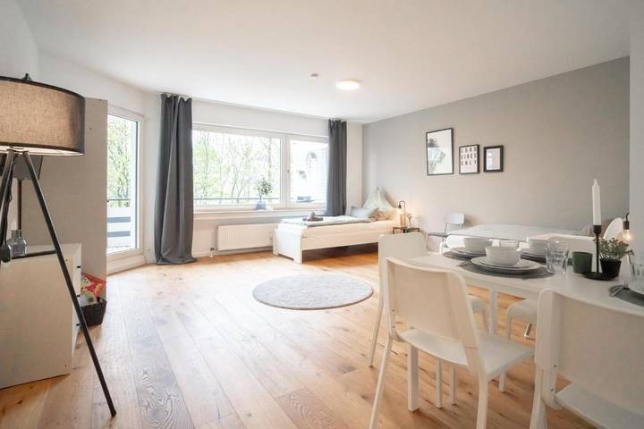 Ferienwohnung für 5 Personen, mit Balkon und Terrasse sowie Ausblick am Baldeneysee