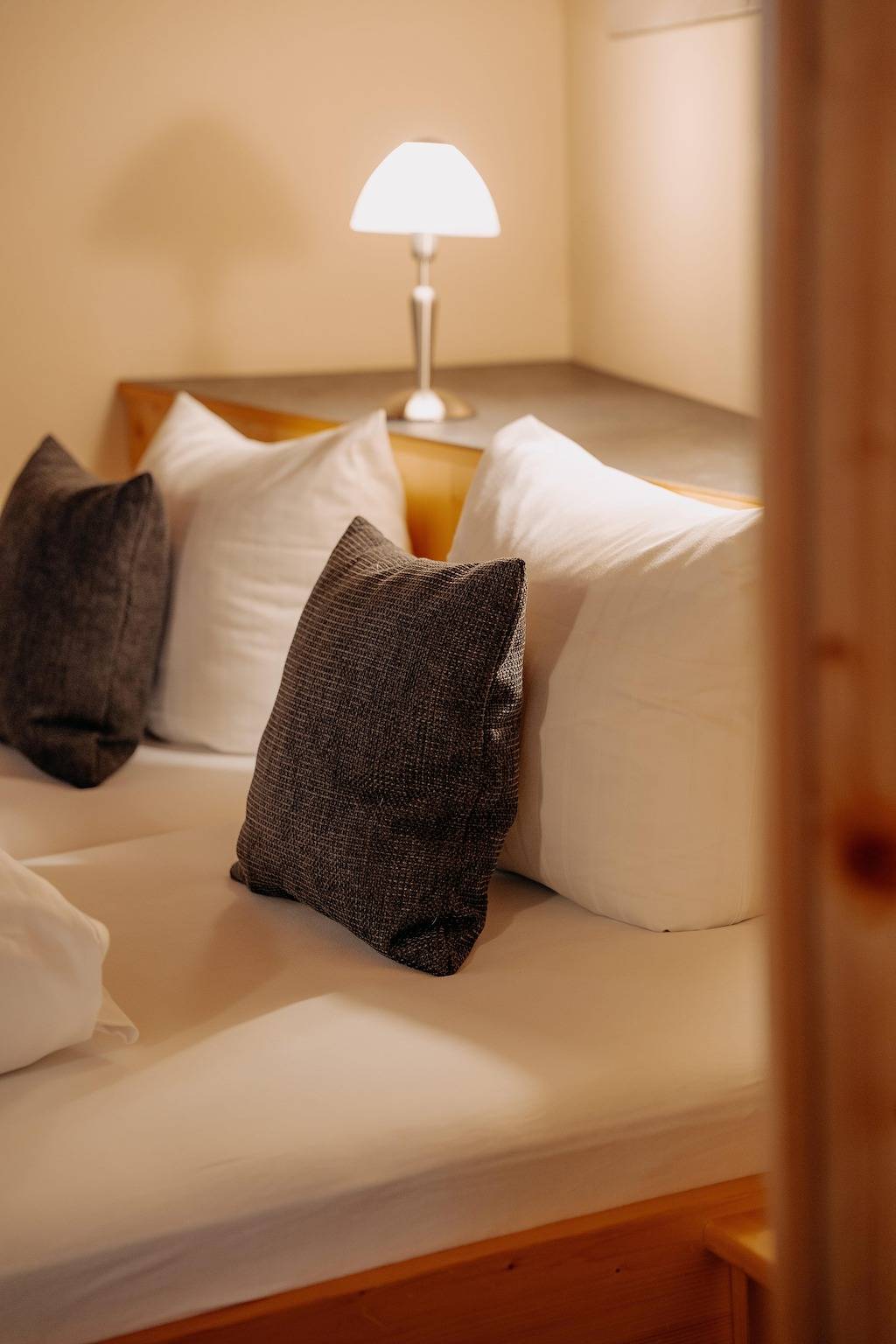 Geheel vakantieappartement, Doppelzimmer Standard mit Frühstück Ka 2 Nächte in Ischgl, Verwall 