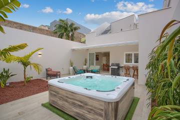 Ferienhaus für 8 Personen, mit Whirlpool und Garten in La Orotava