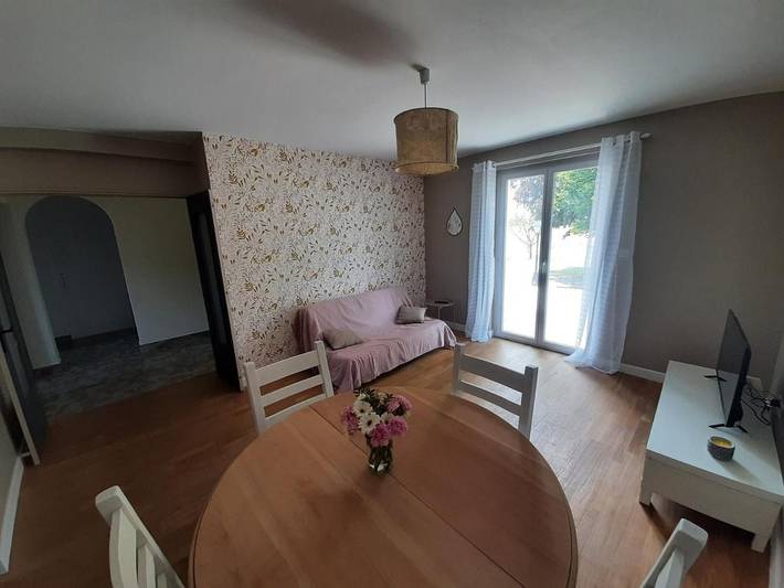 Appartement de vacances pour 4 personnes, avec Terrasse ainsi que Jardin et Vue