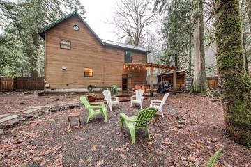 Vacation House for 7 Guests in Mount Hood Village, Mount Hood, Picture 4