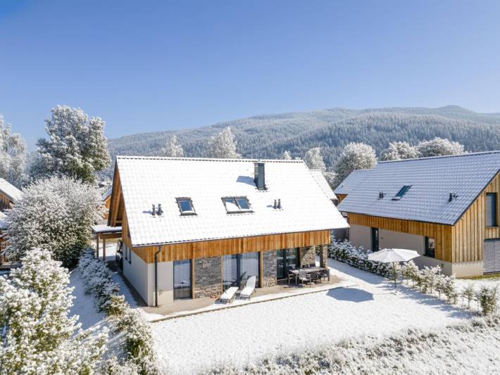 Ferienhaus für 8 Personen, mit Terrasse und Garten sowie Sauna