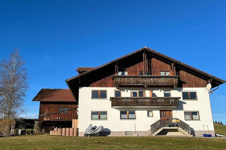 Ferienwohnung für 3 Personen, mit Garten und Balkon in Görisried