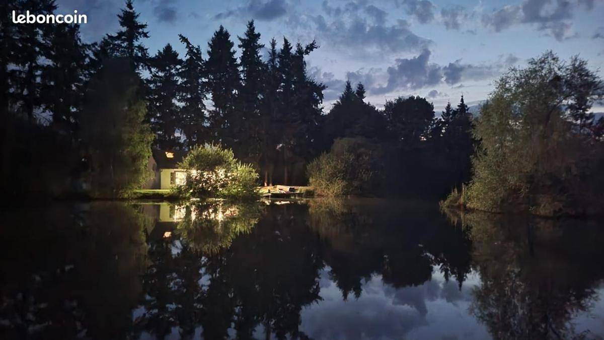 Two-Bedroom Chalet in Bannegon, Saint-Amand-Montrond
