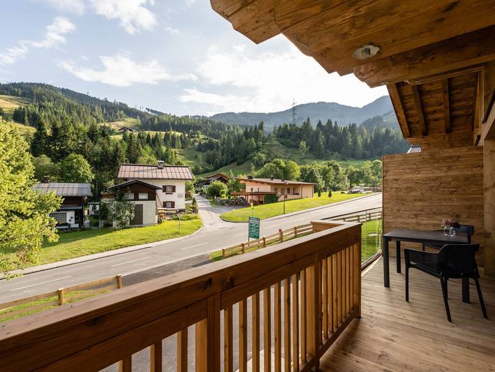 Chalet für 10 Personen, mit Balkon und Sauna sowie Garten, kinderfreundlich im Salzburger Land - 3