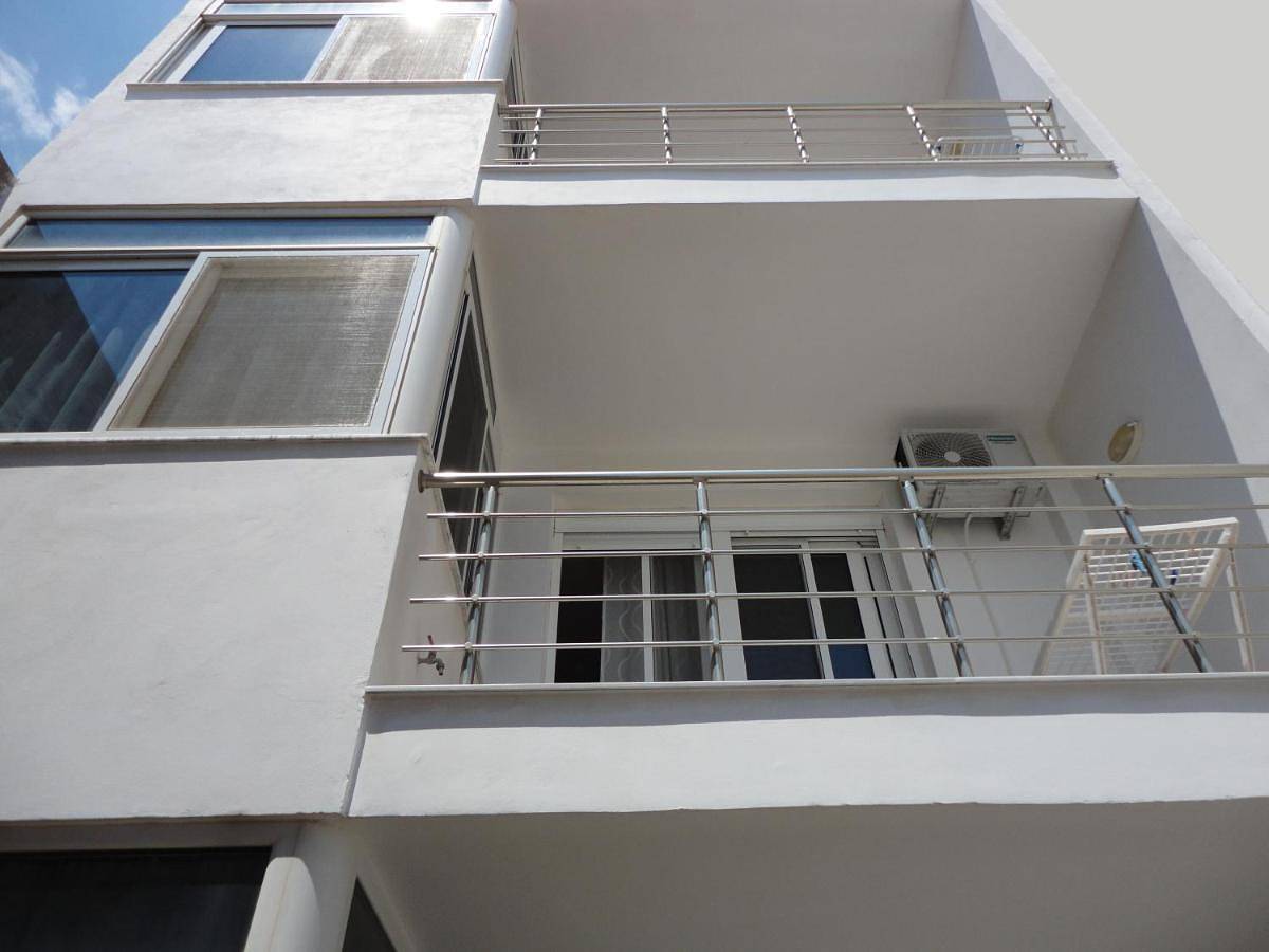 Spiro Guest House in Himarë, Vlorë