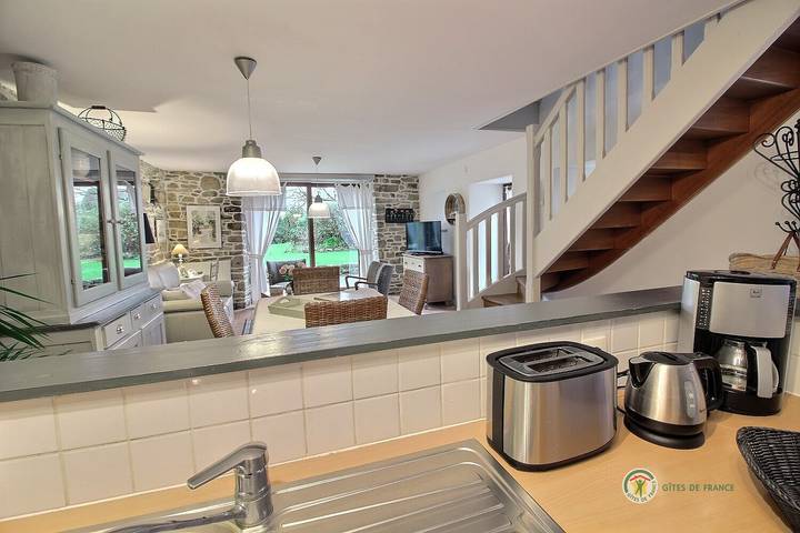 Gîte pour 4 personnes, avec jacuzzi ainsi que jardin et sauna à Kermaria-Sulard - 4