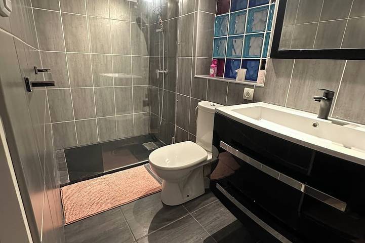 Gîte pour 4 personnes, avec piscine à Tremblay-en-France - 4