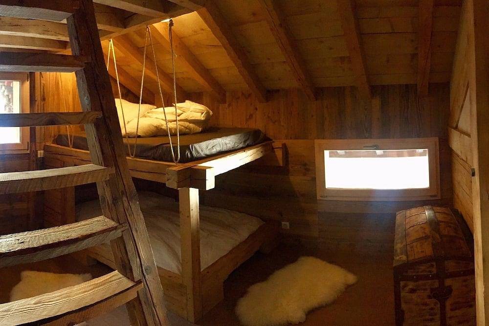 Chalet coup de coeur plein sud vue incroyable, sauna,véhicule 4/4 (9 pax dispo) in La Clusaz, Région d'Annecy