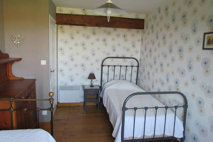 Location de vacances pour 6 personnes, avec terrasse et jardin à Badefols-d'Ans - 4