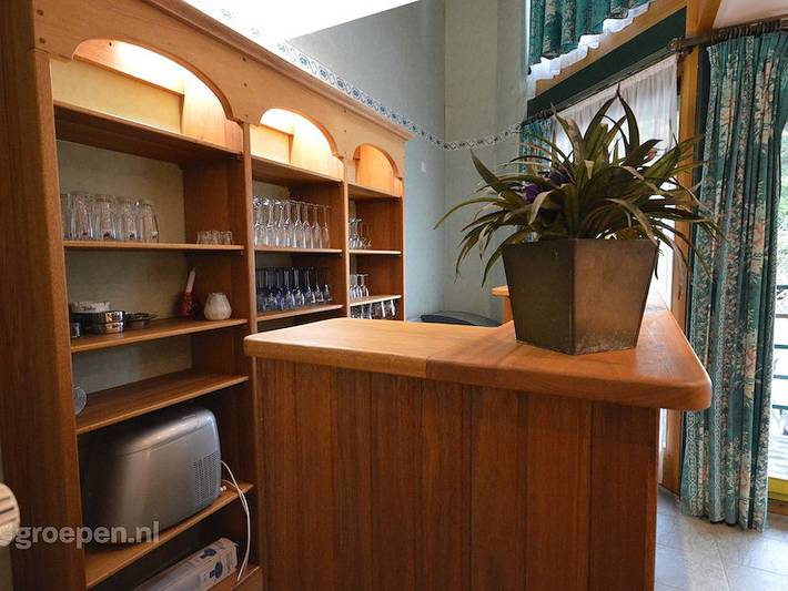 Location de vacances pour 18 personnes, avec sauna ainsi que terrasse et balcon/terrasse à La Roche-en-Ardenne - 3