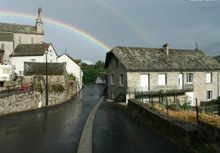 Gîte pour 6 personnes, avec balcon et vue dans Le Buisson - 4