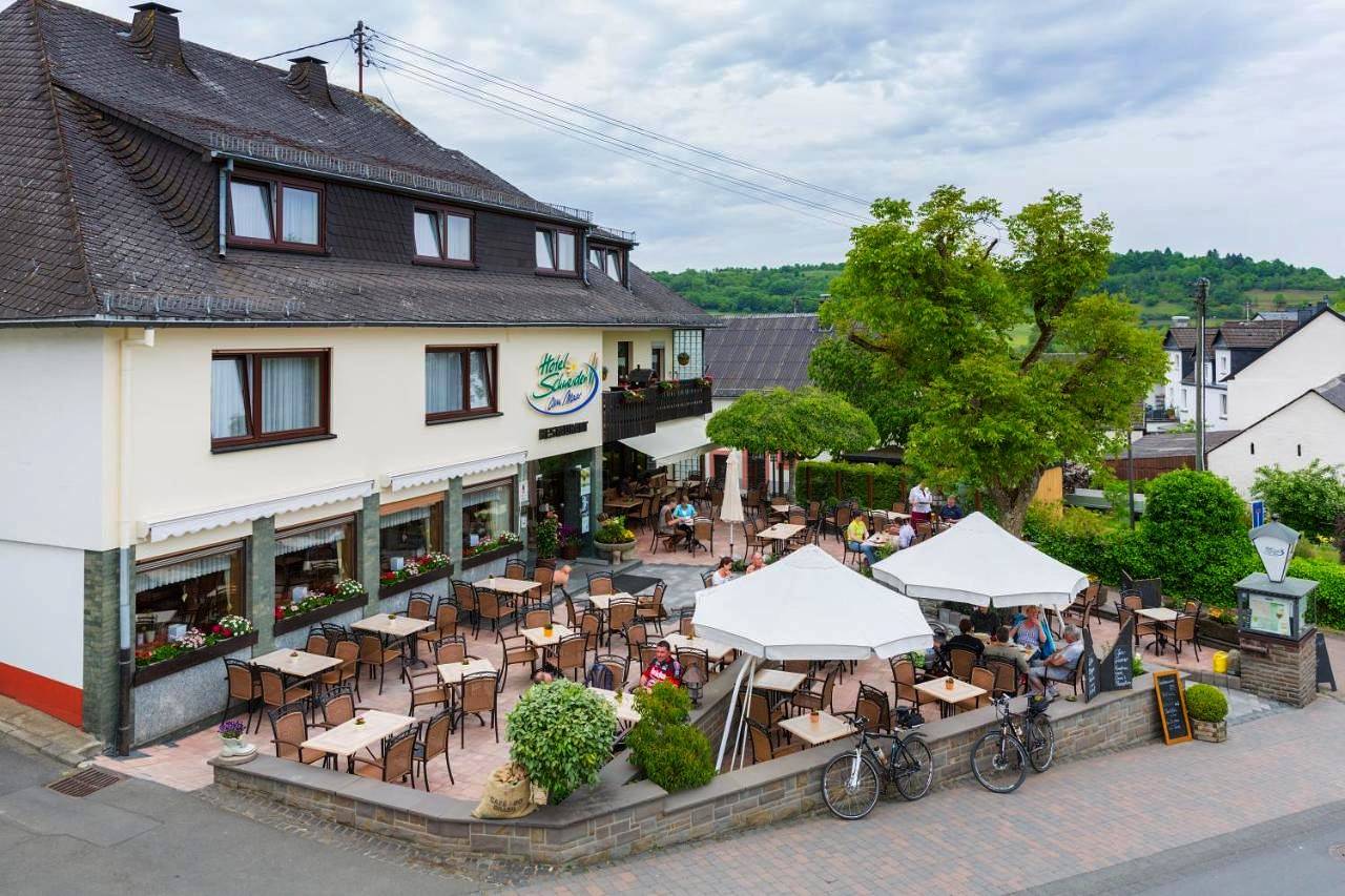 Eifel Hotel Schneider am Maar in Schalkenmehren, Vulkaneifel