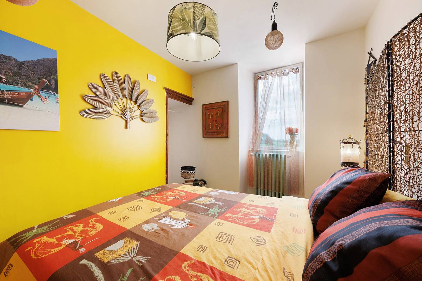 Chambre d’hôtes « Les Philous Gourmands - Thaïlande » avec jardin privé et Wi-Fi in Sèvremont, Fontenay-le-Comte