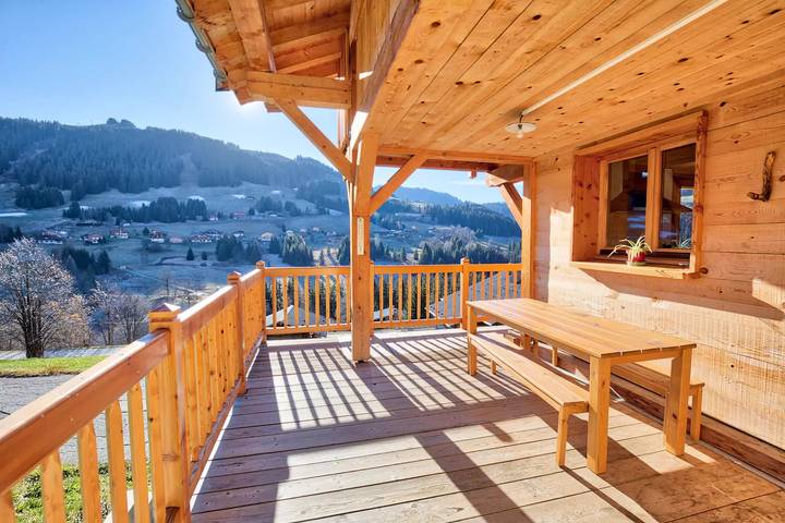 Chalet pour 8 personnes, avec balcon à Notre-Dame-de-Bellecombe - 2