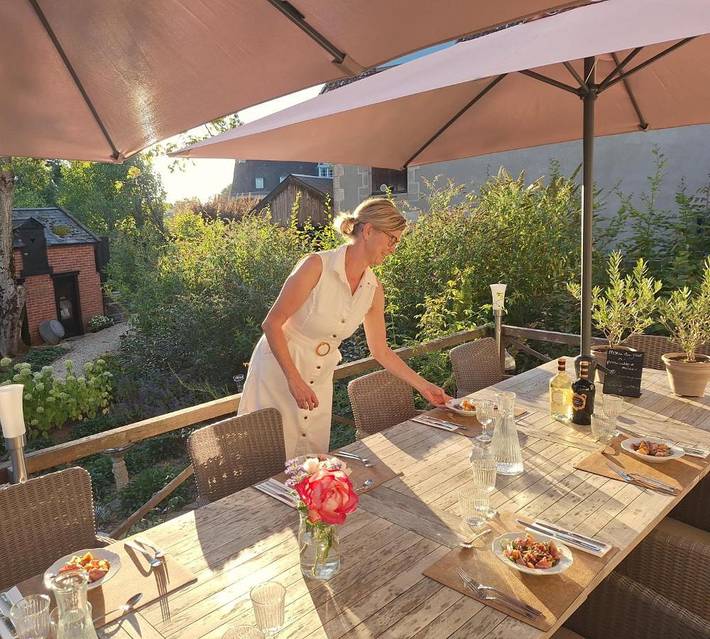 Hôtel pour 2 personnes, avec piscine ainsi que vue et jardin à Préveranges - 3