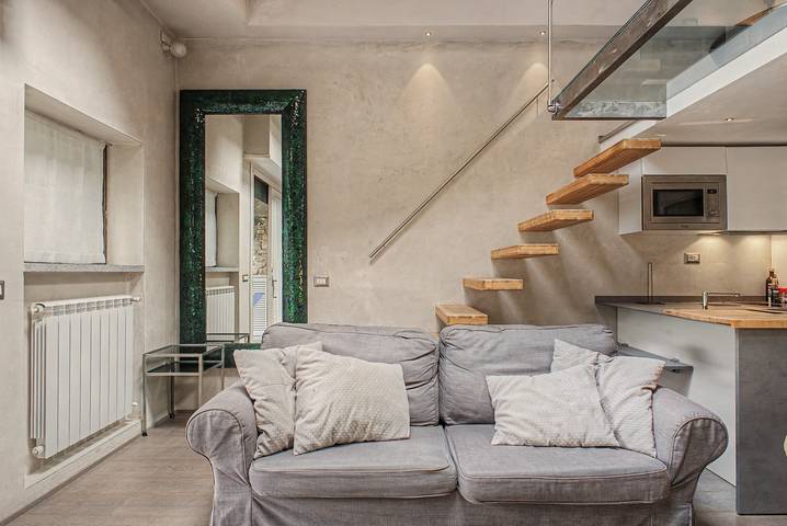 Hel lejlighed, Apartment 'Loft Hermitage  Lake View  Private' with Mountain View, Shared Pool and Wi-Fi in Spiaggia Punta Molino, Porto Valtravaglia