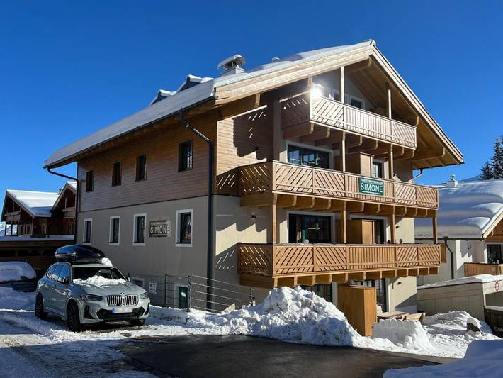 Ferienwohnung für 10 Personen, mit Sauna und Balkon sowie Ausblick, kinderfreundlich in Königsleiten