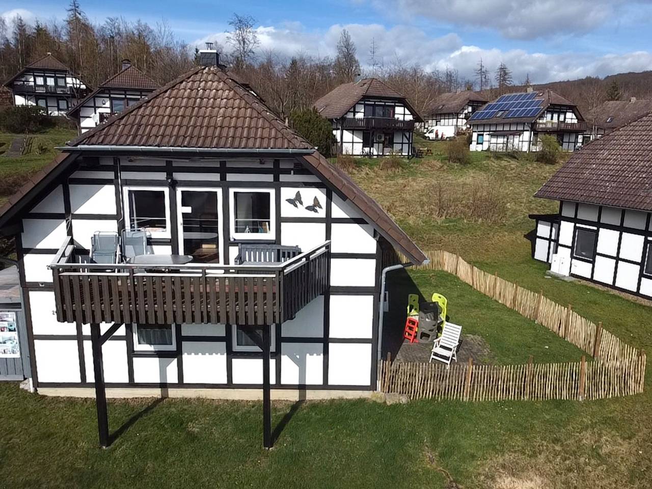 Geheel appartement, Vakantiewoning "Kellerwald" met eigen omheinde tuin en Wlan in Frankenau, Waldecker Land