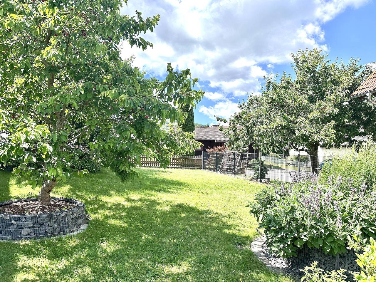 Ganze Ferienwohnung, Moderne Ferienwohnung mit tollem Ausblick in Ehrenberg, Rhön-Hessen